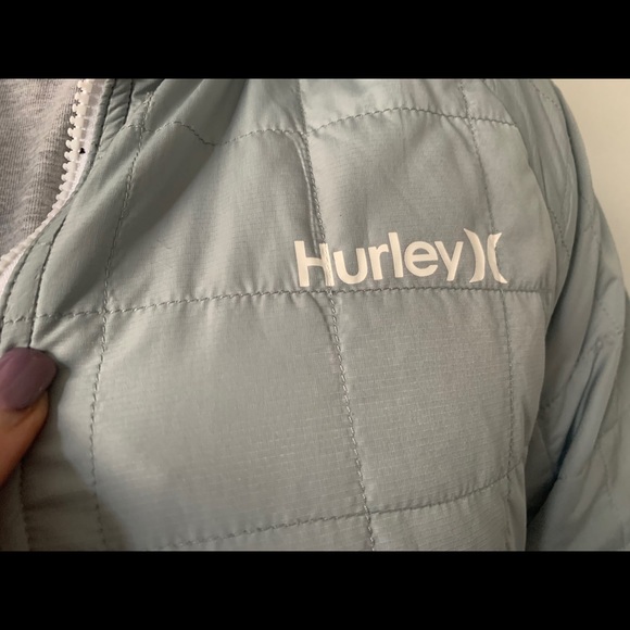Hurley Lightweight Windbreaker in Large - Picture 6 of 6